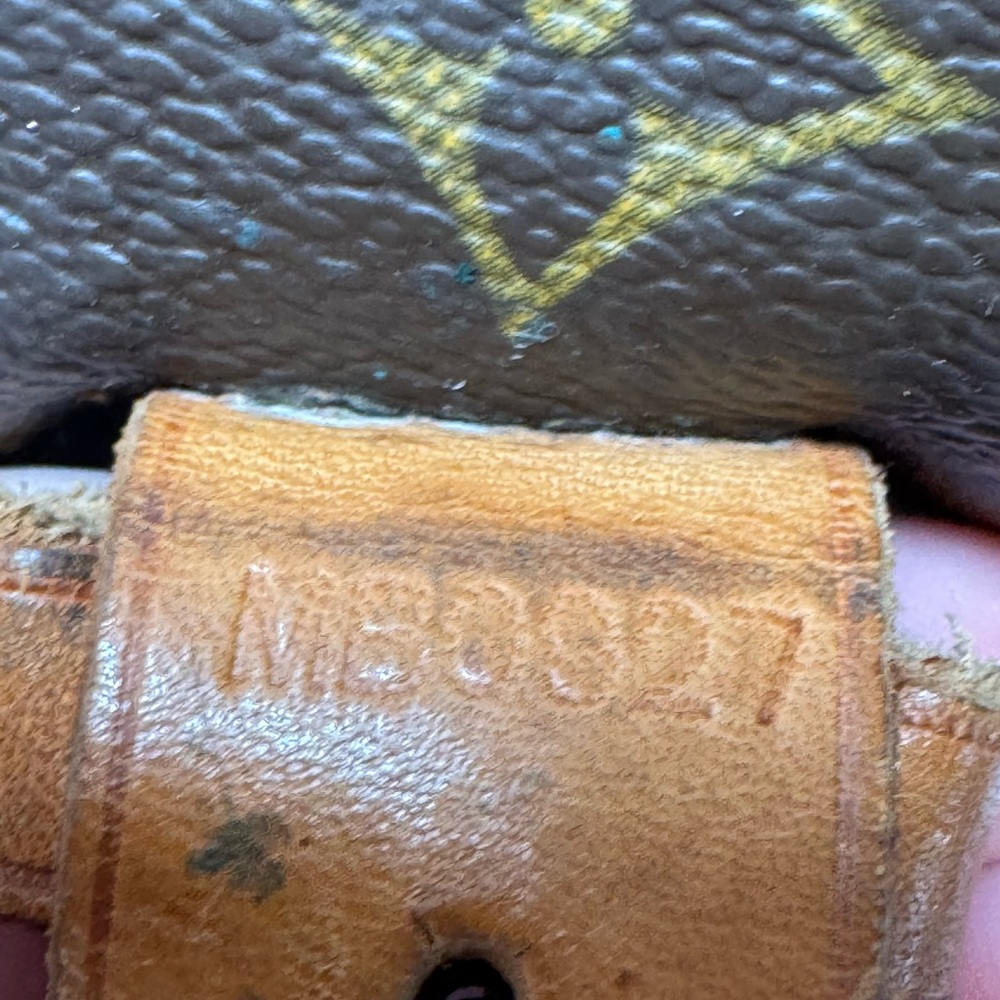 SOLD Louis Vuitton Saumur 35 Monogram Crossbody / Shoulder Bag - Picture 7 of 16